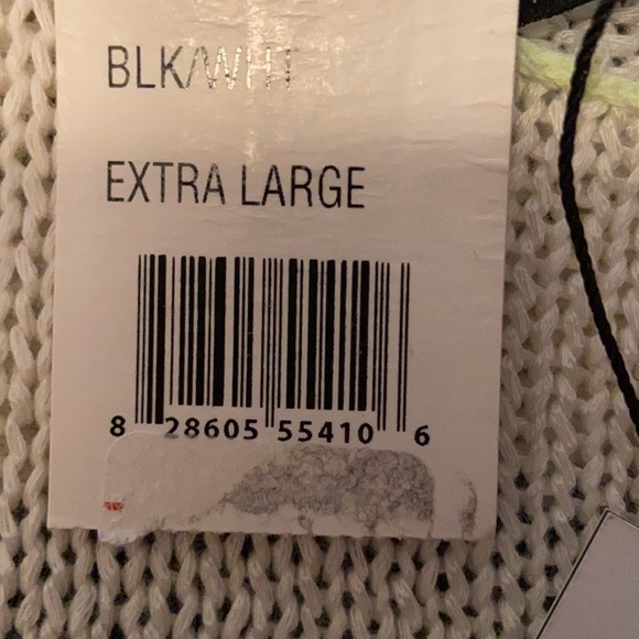 Sanctuary Top Sleeveless - Picture 6 of 7